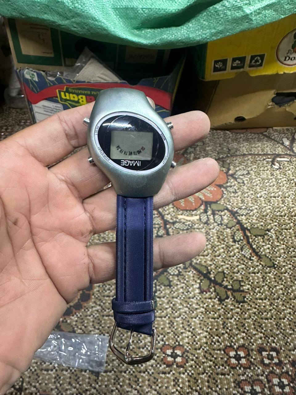 وجبه مال ساعات باله جديد ما مستخدم شلعه كامله تقريبا 5000


**إذا كنت صاحب هذا الإعلان وتريد حذفه لأي سبب، رجاءا أرسل رسالة إلى الدعم الفني**