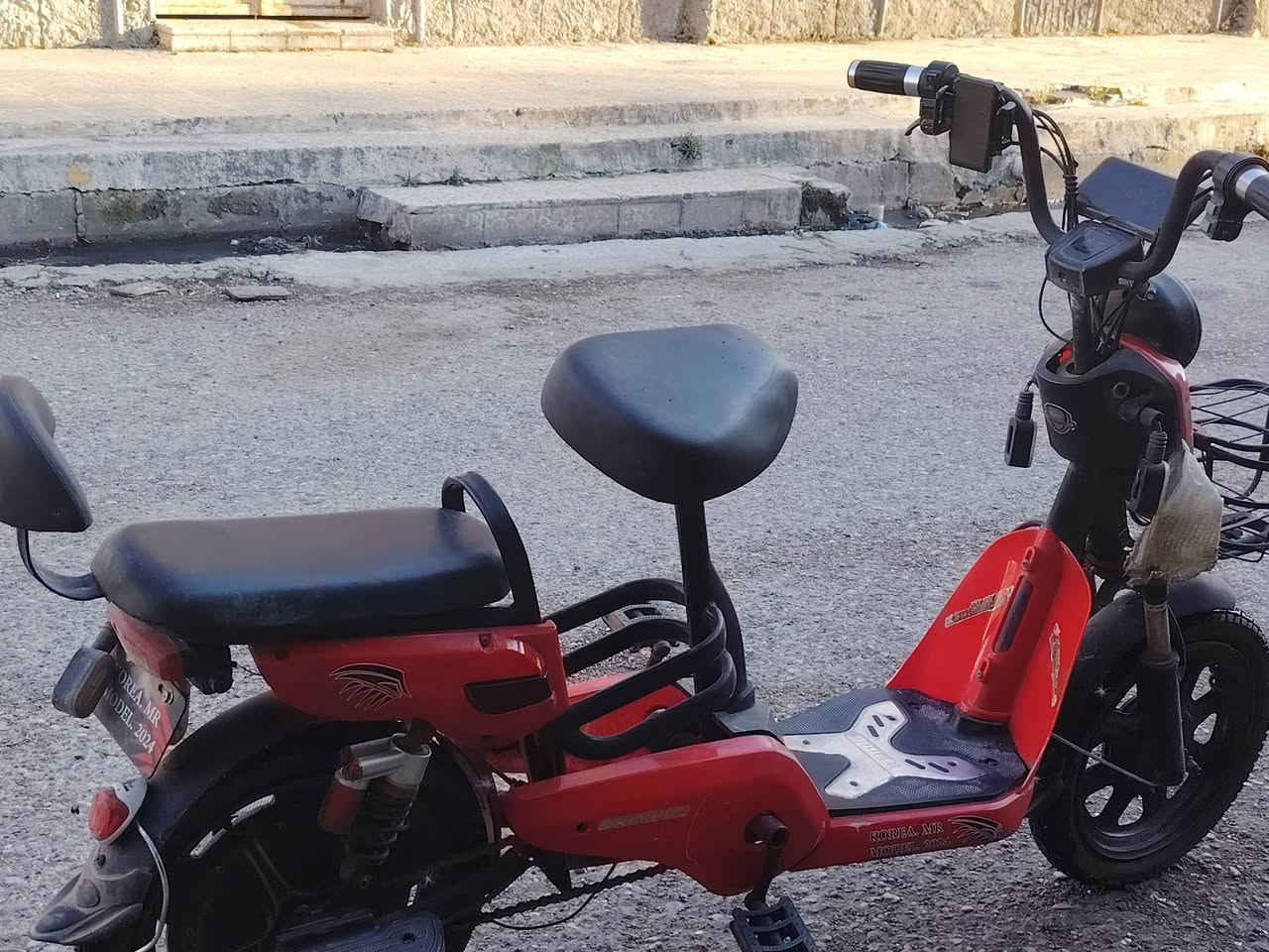 ماطور شحن للبيع السعر عل خاص


**إذا كنت صاحب هذا الإعلان وتريد حذفه لأي سبب، رجاءا أرسل رسالة إلى الدعم الفني**