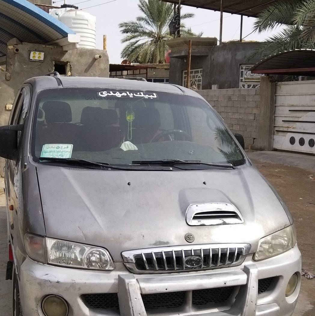 ستاركس مديل 2000 رقم بغداد محرك وكير سبعه تدفئه وتبريد شغاله تخم تاير باتري جديد الكهربائيات كلها شغاله السعر 65 $ تلفون *********** مكان السياره بصره
