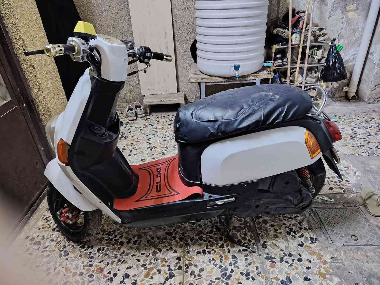 دراجه بوليسي نضيفه البيع سعر 500 وبيهه مجال ***********
