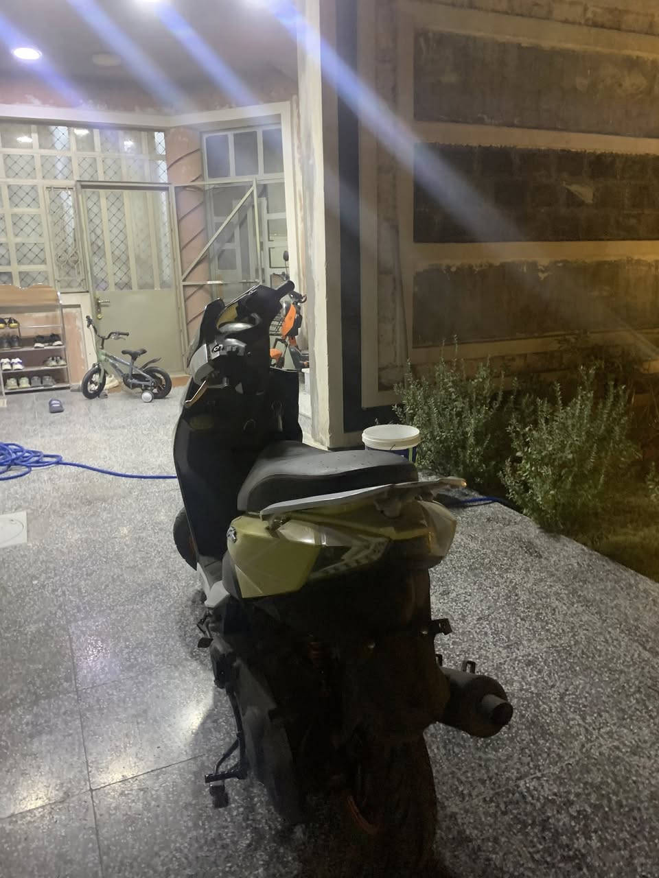 سلام عليكم 
اف اس للبيع فقط 
دراجه حلوه يحتاجلها شويه ترتيب اني تاركها شغاله هندر مكينتها بلاديه ممفتوحه ابد صدر امامي والخلفي رياضي
سعرها 250 قفل لتعاملني رجاءاً ولتحرجني وتحرج نفسك
مكاني بغداد حي الجامعة 
رقمي ***********
