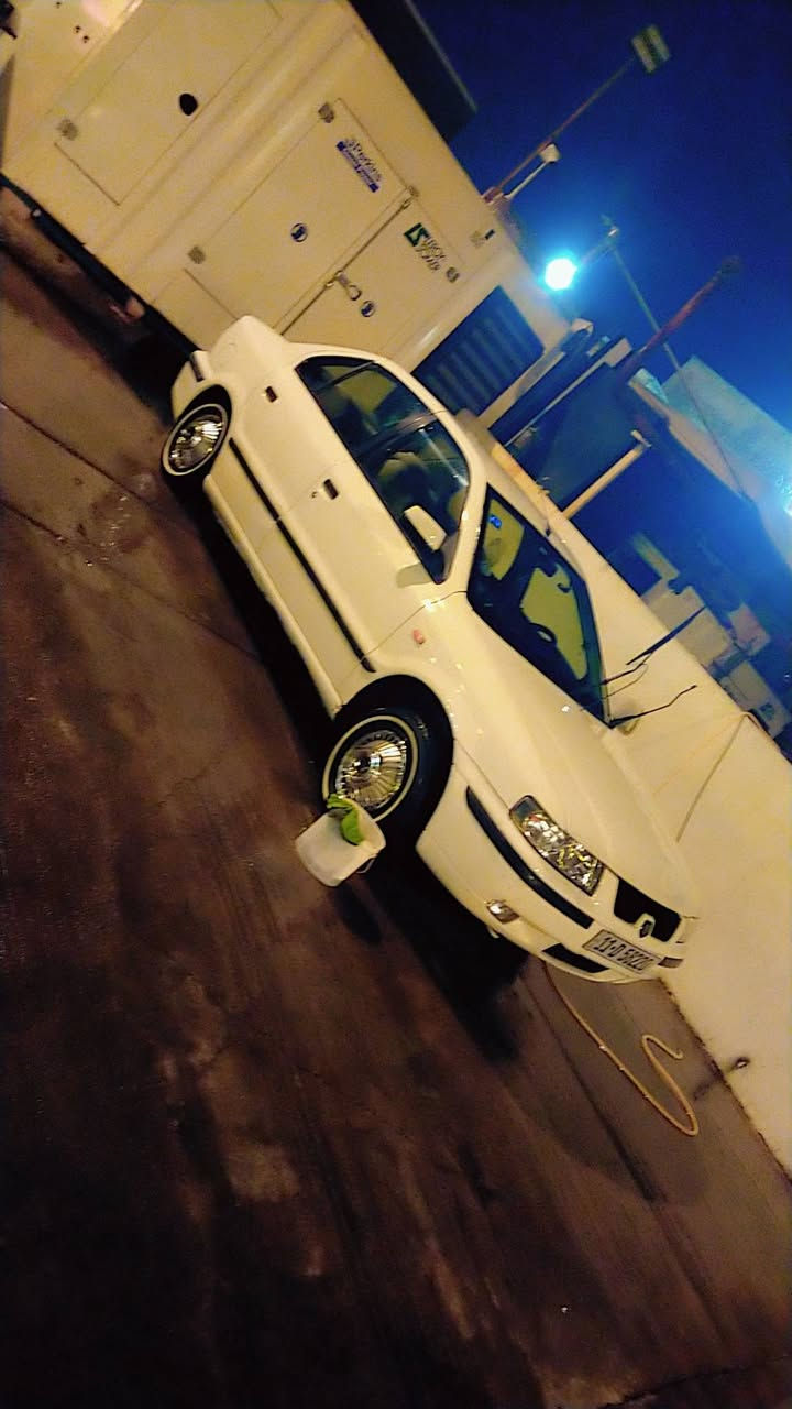 السلام عليكم سمند 9 بغداد رقم جديد السياره بسمي  مكفوله من تبديل وصبغ بيهه بس بارد بلباب لسايق شويه كير مكينه تبريد كله شغال خير من الله تجي اشوف بعينك مسويلهه سونار عندي تخم تاير 14 بس واحد تعبان وعندي طكه بلصدر شمعه اهلي بلتاجي السياره متواجده بغداد المنصور شارع نادي الصيد رقمي *********** الشراي يخابر واني خادم للطيبين السعر 47 وبيهه مجال
