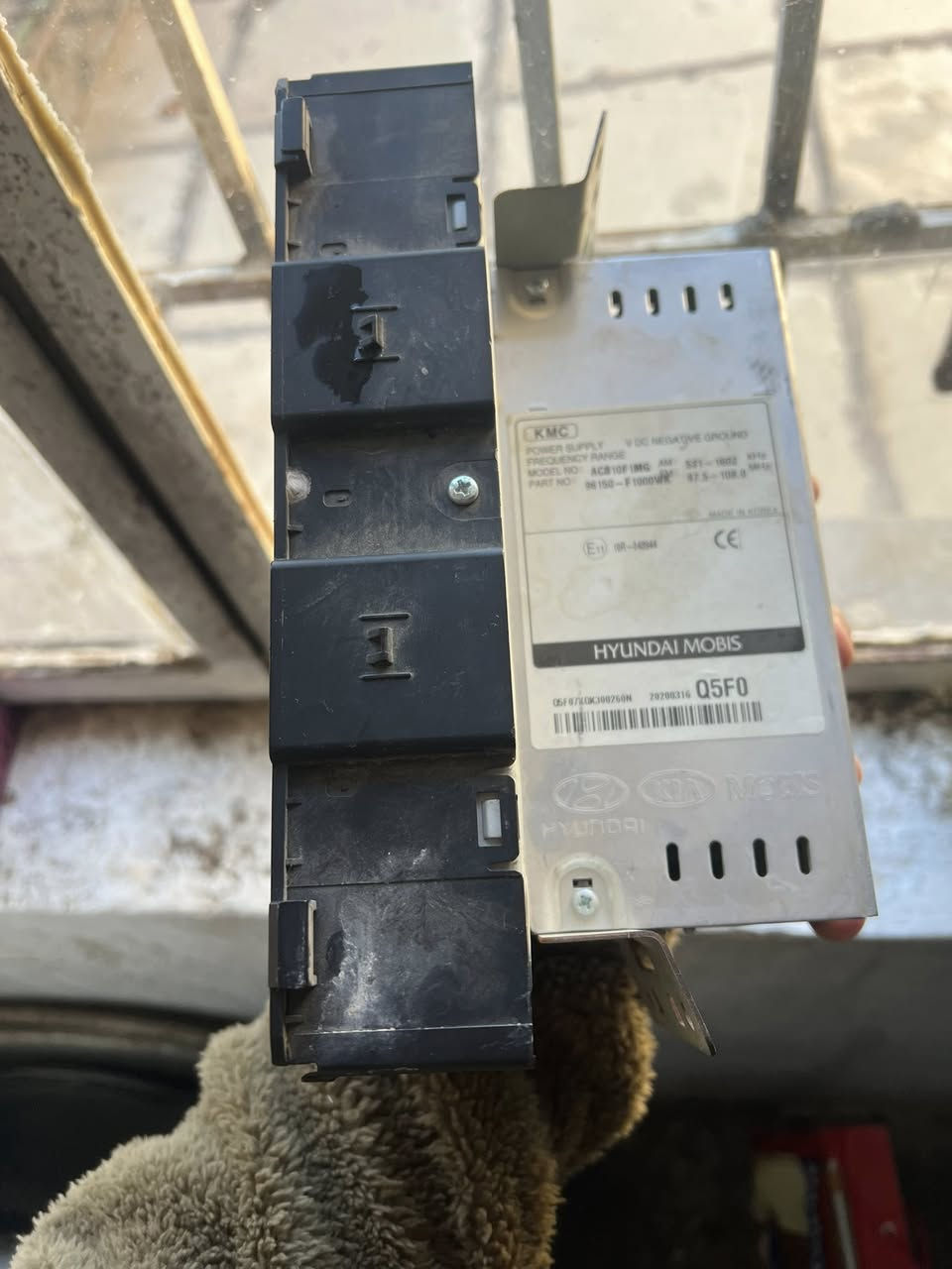 سلام عليكم مسجل وشاشه بي بلوتوث مال كوري حديث جديد مال تفصيخ  كامل جيب وشد سعره 40 وبي مجال مكاني بغداد حي اور ***********
