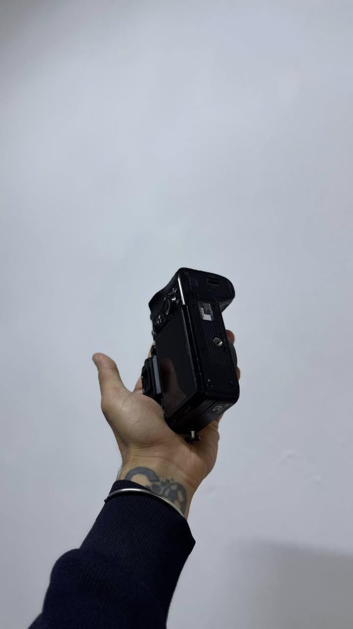 السلام عليكم
سوني a7iii للبيع 
بدي و بطاريه فقط 
شتر 65 k
السعر مليون و 50 الف بي مجال جداً بسيط 
مكاني الموصل توصيل موجود


**إذا كنت صاحب هذا الإعلان وتريد حذفه لأي سبب، رجاءا أرسل رسالة إلى الدعم الفني**