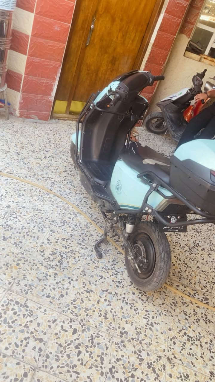 سلام عليكم دراجه شحن للبيع دراجه نضيفه وعلى حسب الأصول سرعه 90  سعر خاص على هاذا الرقم ***********
