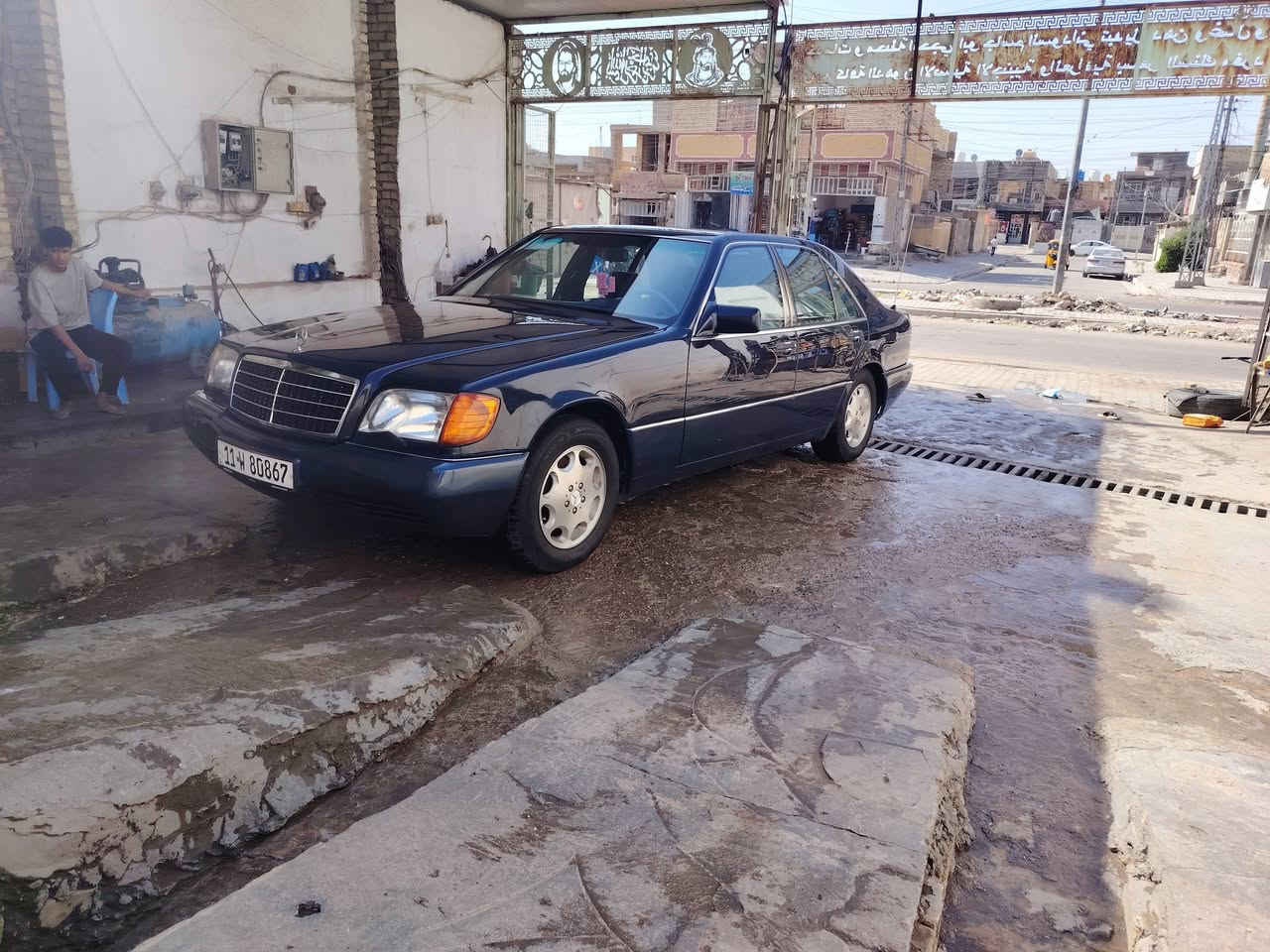 سلام عليكم للبيع مارسدس شبح s320 مديل 1994 بغداد دولي بسمي سنويه نافذه الحد ٣١ مكينه خراطيم كير مكينه مكفولات تبريد ثلج صدر خلفي امامي جديد تخم تاير جديد سياره فووول للخير جلد كشن كهرباء مري شفط اريل كهرباء ستيرن كهرباء تجاوي كهرباء سياره على وضع الشركه ماكو شي مايشتغل بيهه للبيع او مراوس حسب القناعه السعر ٨٨ العنوان بغداد الحسينيه ***********
