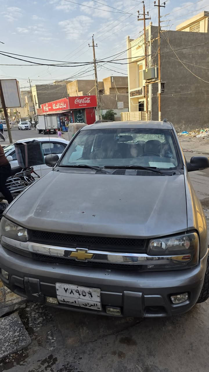 بلايزر
٢٠٠٥  خليجي بدون ضربه 
كير ومكينه جدد مال حاويه سياره كامله مكمله كهربائيات كلها شغاله تخم تايرات جدد صدر جديد مشط ستيرن جديد  بس بنيدها جارد قطره صبغ ما بيها 
رقم اربيل اصوليه 
موجوده بغداد الدوره 
السعر ٩٠


**إذا كنت صاحب هذا الإعلان وتريد حذفه لأي سبب، رجاءا أرسل رسالة إلى الدعم الفني**