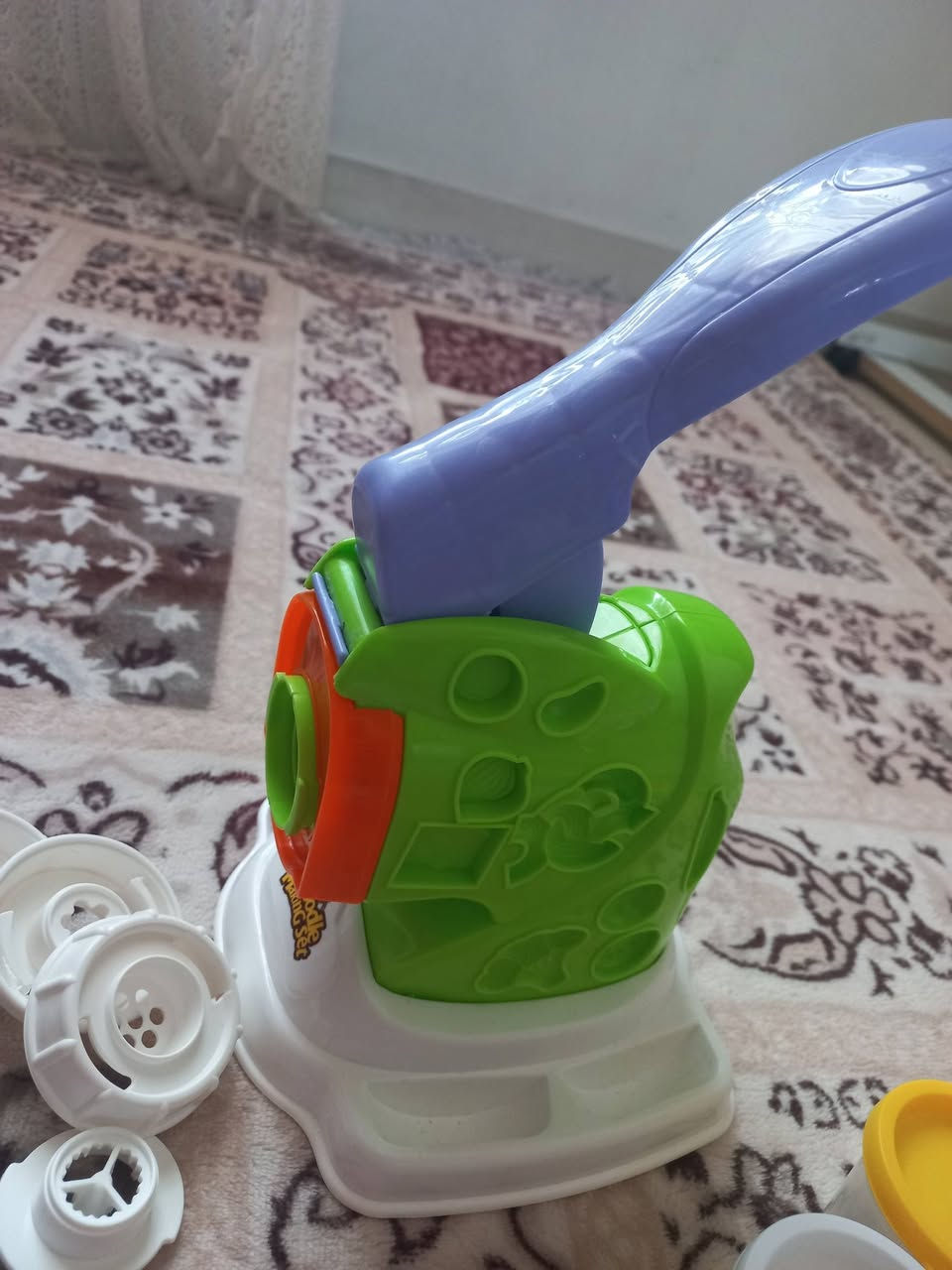 لعبة اطفال مثرامة طين اصطناعي مع كامل ملحقاتة بس الطين ماكو ب٥ الاف


**إذا كنت صاحب هذا الإعلان وتريد حذفه لأي سبب، رجاءا أرسل رسالة إلى الدعم الفني**