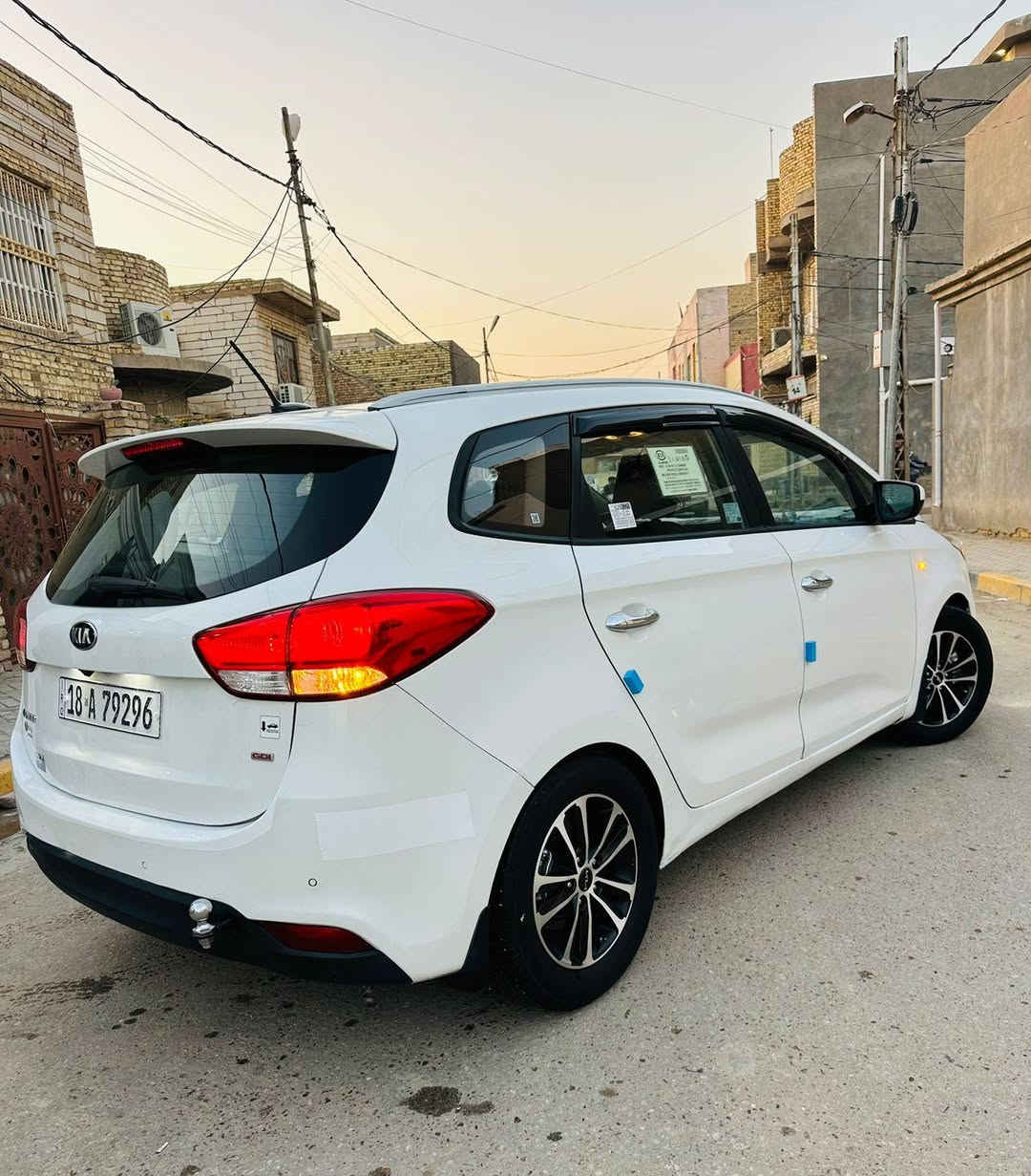 السلام عليكم
السلام عليكم 
كيا رندو وارد امريكي  موديل 2016 رقم بابل الدولي بأسمي  مداور ثاني يوم  سنويه مجدده لل 2030 سياره بيه بنيد مصبوغ وصور الحادث واضحه بلصور وبيه بلعراق رش نص من البابين جهه العبري  إثر شخط بدون معجون مكينه 2000 دوش مكفوله  بدون فتح بدون تبخير بدون تنقيص مواصفات واضحه بلصور  السياره 7 راكب  قطعتين تبريد جديده وجاهزه بدون اي نقص ماذب عليه ربع 
السعر 126 وبيه مجال مكاني ديوانيه 
***********
