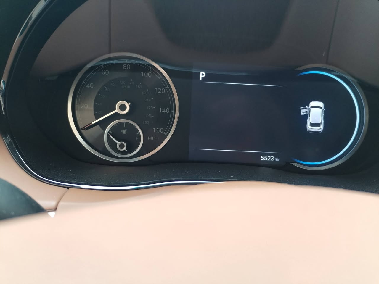 سلام عليكم اللبيع فقط
جنسز جي في 70 الرابعه سلندر
رقم شهداء مديل ٢٠٢٥
مشاء سياره ٥٠٠٠
سياره خمسه كامرات
الون سياره نيلي وداخل جمالي
سياره بدون يرباك
صوار حدثها في منشور
سياره في بغداد
رقم هاتف *********** بي وات ساب
سعره ٣٠٠ روقه بيها مجال
