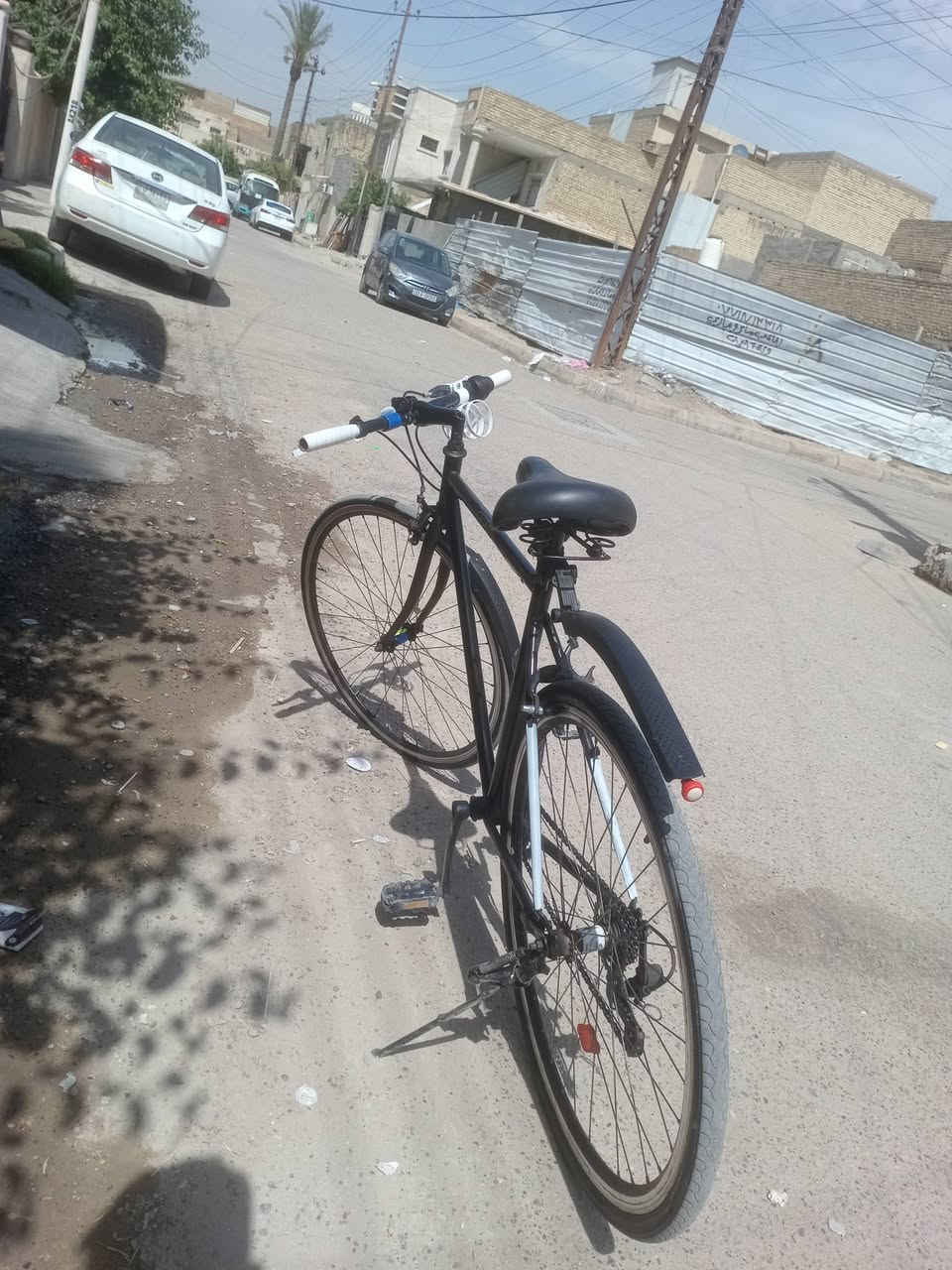 ؛ السلام عليكم بايسكل للبيع c700 ٧مكاين  البايسكل نضيف رقم ***********
