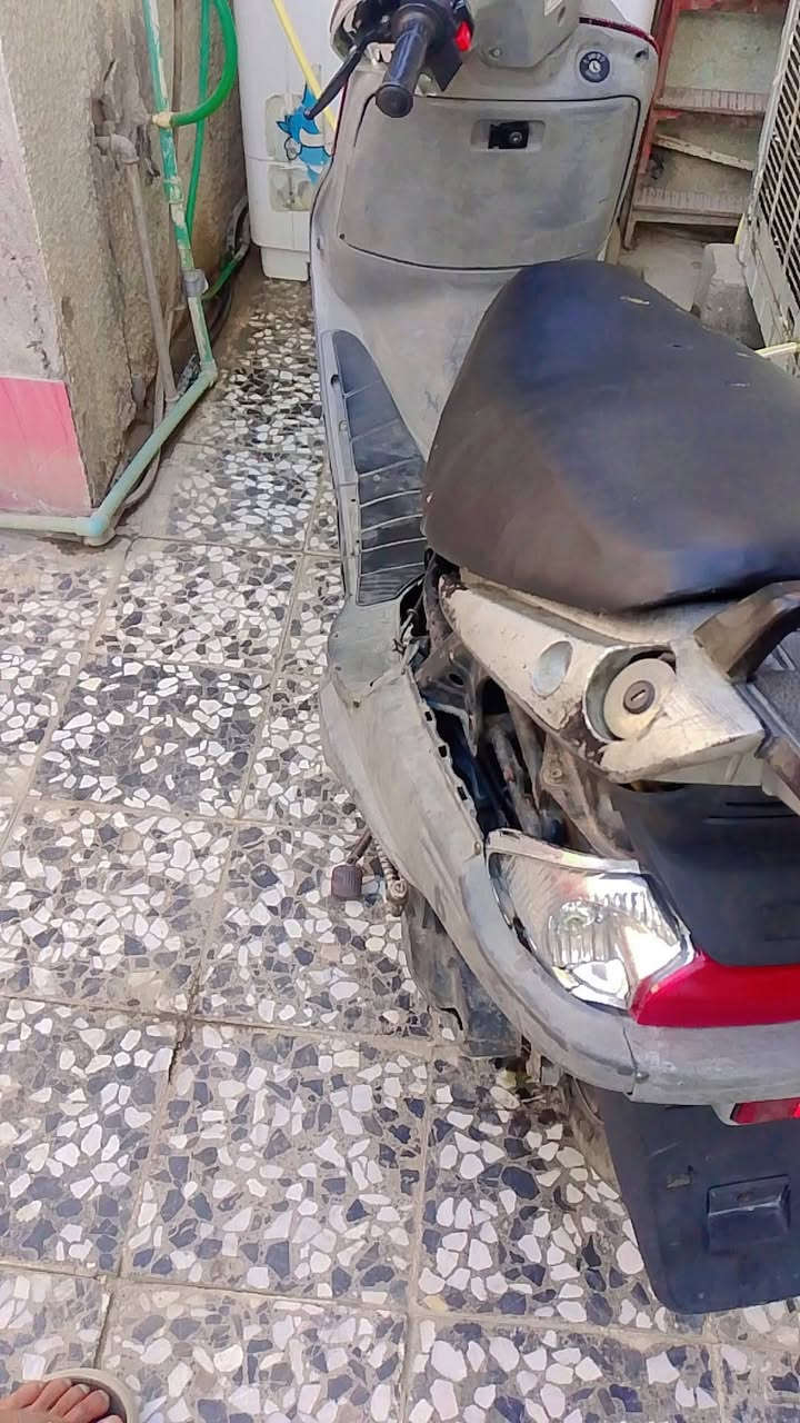دراجه نضيفه لبيع مكان المدينه الصدر سعر ب225بيه مجال رقم ***********

