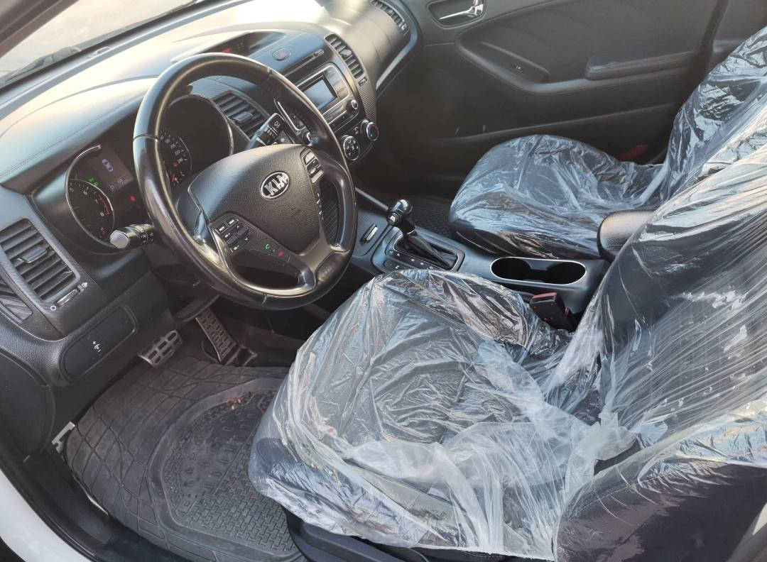 سيراتو 2014 خليجي *********** /*********** سعر127$  بدون صبغ وبدون تبديل قطع، كير ومحرك بشرط، ارباك بشرط، محرك 1600دوش، سيارة بدون نواقص جديدة مال البيت ماشيه١٤٤ كم حقيقي. مواصفات ويل كروم، لايت ليد امامي وخلفي، يدة نيكل، كشن لونين رصاصي واسود، حساس خلفي وامامي.شفتات استيرن، مرايه جانبية شفط، بلاجكتور، بريك دسكات Abs، تحكمات استيرن كامل جهتين، قطعتين تبريد. سيارة جاهزة بدلت فيت بمب وبلاك وتايرات وباتري.ارضية مغلفة، باسمي تحويل وغرامه بشرط مكان كركوك.
