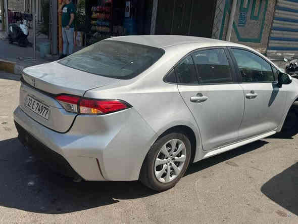 السلام عليكم 
كورلا 2020  Le
وارد امريكي 
حادثها  خفيف 
جاملغ خلفي و قبغ صندوك 
شاشه. كامره 
تحكم استيرن 
لايت زنون 
رادار امامي 
تحديد مسار 
السياره رقمً اربيل ب اسمي 
جاهزه بدون نقص 
علما السياره مال جناي صارلها 3 سنوات ع ايدي 
السعر 135 
للاستفسار ***********
بغداد العطيفيه بغداد
