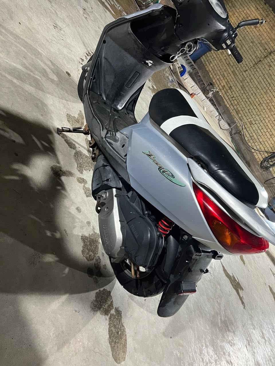 دراجه بريز للبيع نوزل بيه راس مال بغبغاء الدراجه بحاله الوكاله نضيفه مال جناي الدراجه سعره 850 وبيه مجال للطيبين 
مكاني بغداد الكريعات 
***********
