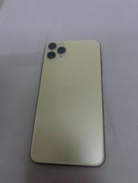 أيفون 11 pro Max جهاز جديد شخط مابي كُلة شغال مبدل بورد فقط وبصمة متوق...