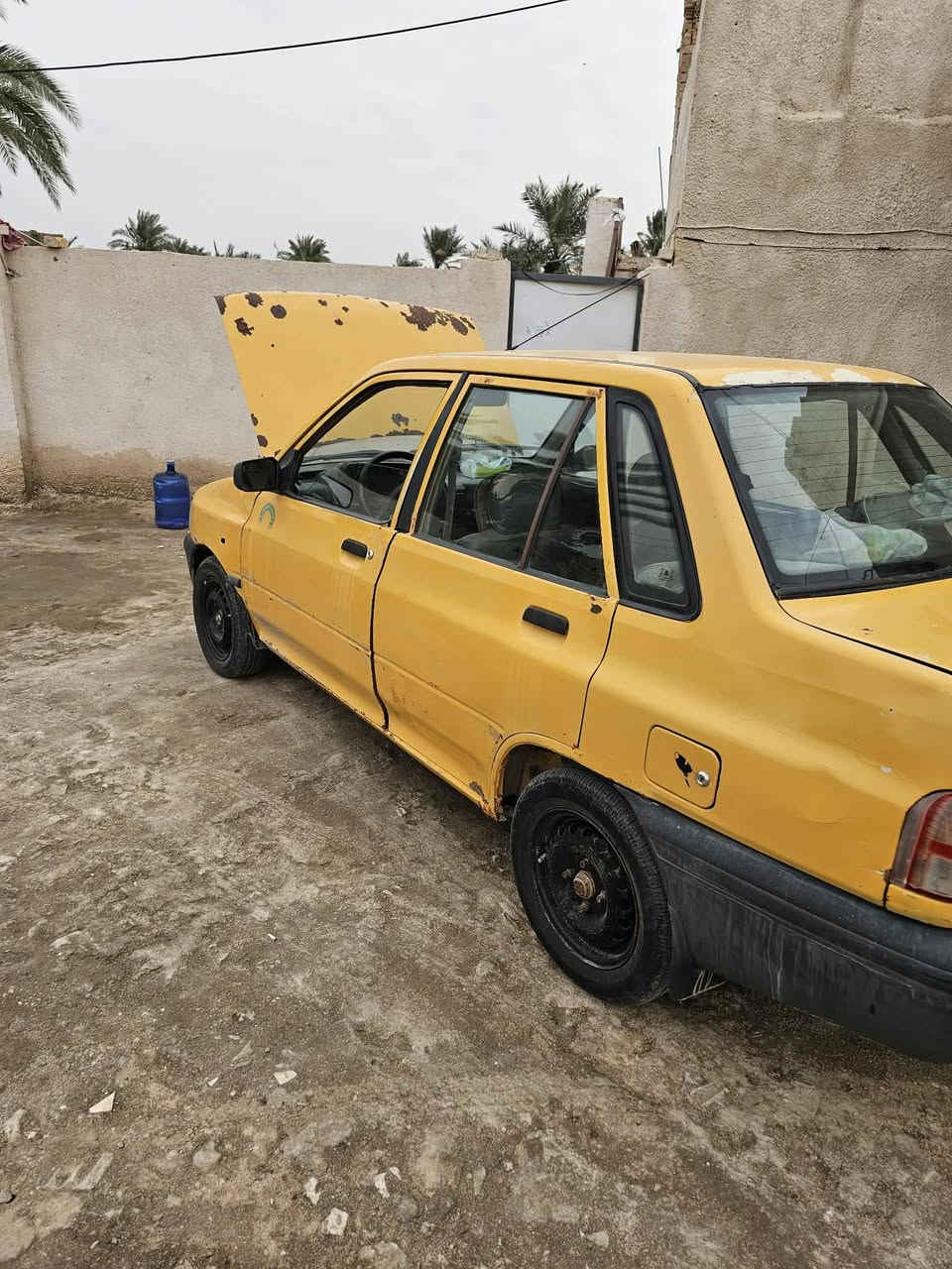 سلام عليكم سايبه لبيع موديل 2008 سنويه صاقطه مكانه دونيه سعر 18وبيه مجال لطيبن ***********
