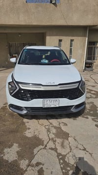 كيه سبورتج موديل ٢٣ خليجي ماشيه ٥٨ الف كلشي بيهه عل شركه ٠٧٧٢٣٢٨٠٨١٣ س...