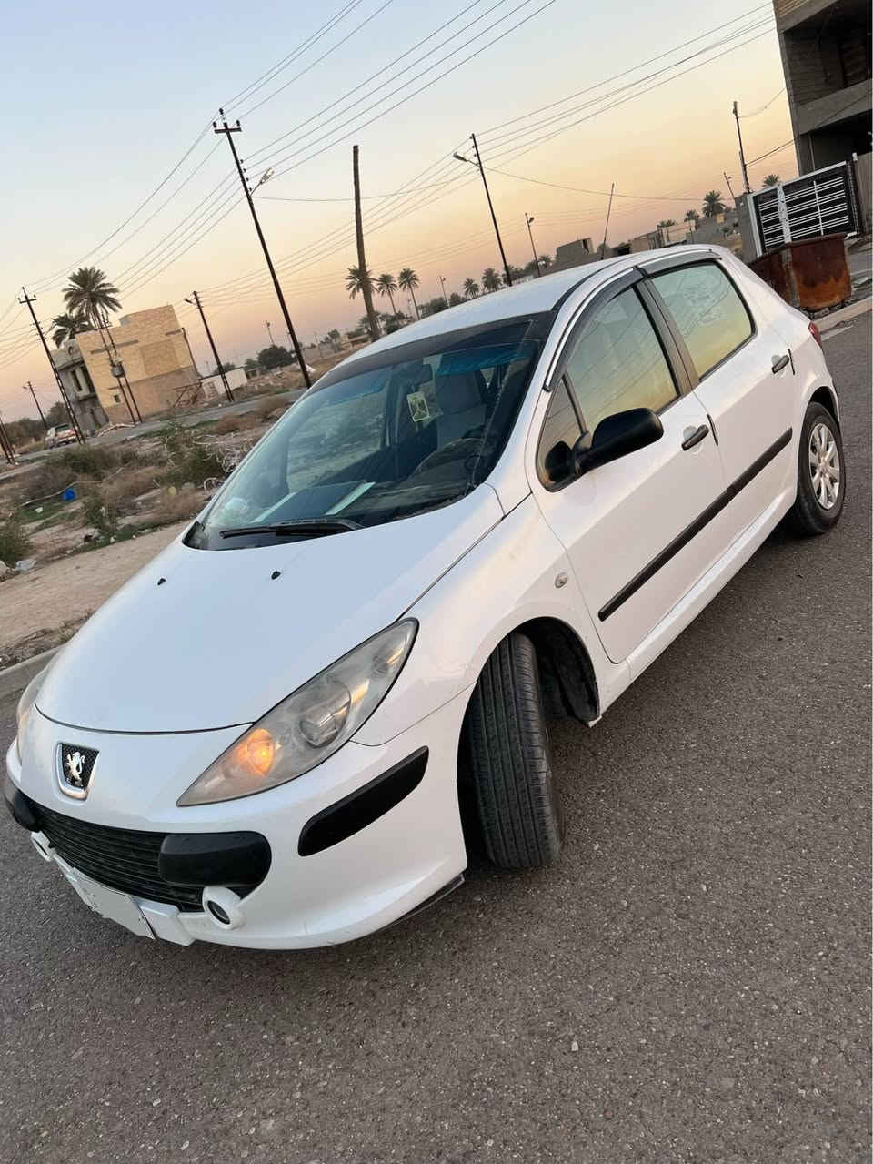 السلام عليكم للبيع او مراوس بيجو فرنسي 307 موديل 2006 كير مكينه خير من الله  تبريد شغال تخم تاير مكينه 1600 وشادلهة منظومة غاز جديد يعني ماكو ادوانز حدادية امامي خلفي جديد بأسمي حصراً سنويه لغاية 2030 هزة جديدة بعدهة ما ساقطة رقمهة دولي رقم بابل ارضيات حوضي جديد شاشة تاب كامرة خلفية بردات تضليل متحرك على قالب الجام گصه كويتي دبل قماش  
السيارة مكفولة من الحادث والصبغ السعر 63 وبيهة مجال بسيط السيارة مصروف عليهة كلش هواي ومابيهة كل نقص 

مكاني بغداد الزعفرانية 

رقم الهاتف : *********** بغداد, العراق
