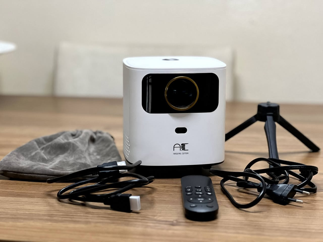 داتاشو افلام ب 80 الف دينار فقط
داتاشو مستعمل جديد بنظام اندرويد مفتوح، يعني تقدر تنزل به جميع البرامج
عنده مواصفات auto focus و auto keystone correction
اي يعني التصحيح الفوكس و تصحيح انحراف الزوايا يكون أوتوماتيكي

الداتاشو تجي مع:
- ريموت كونترول
- ستاند صغير يربط بالداتاشو
- كيبل شحن
- كيبل HDMI
- كيبل AUX
- كيس قماش لحمل جميع اغراض الداتاشو

افضل برامج الافلام Stremio منصب بالجهاز مع احسن السيرفرات torrentio, يعني تقدر به تشاهد كل الأفلام و المسلسلات الأجنبية بالترجمة العربية و بأعلى دقة.
مع برامج Yacine TV و Drama Live و اخرى للمباريات و أفلام و مسلسلات العربية و التركية.

للحجز ارسل رسالة بالخاص او واتساب
WhatsApp:
***********
