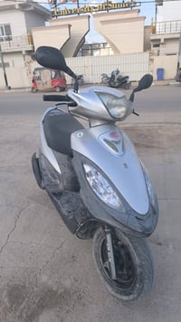 كامكو موديل 2013 صار شهر ونص من اخذتها رمبه مامفتوح برغي ب 750الف للاس...