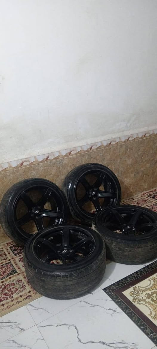 السلام عليكم ويل جارجر حجم ٢٠ نجمه خسفه قويه التفاصيل انتصال ***********
