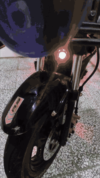 سلام عليكم  دراجة شحن ار 9 مديل 2025 جديده مجلسه وضامه 6بطاريات دبيل على 32فولتيه ملف 1800مزود 
سرعة 80 حقيقي  سعر 525وبيه مجال مكان كوفه حي ميسان  رقم الهاتف ***********
