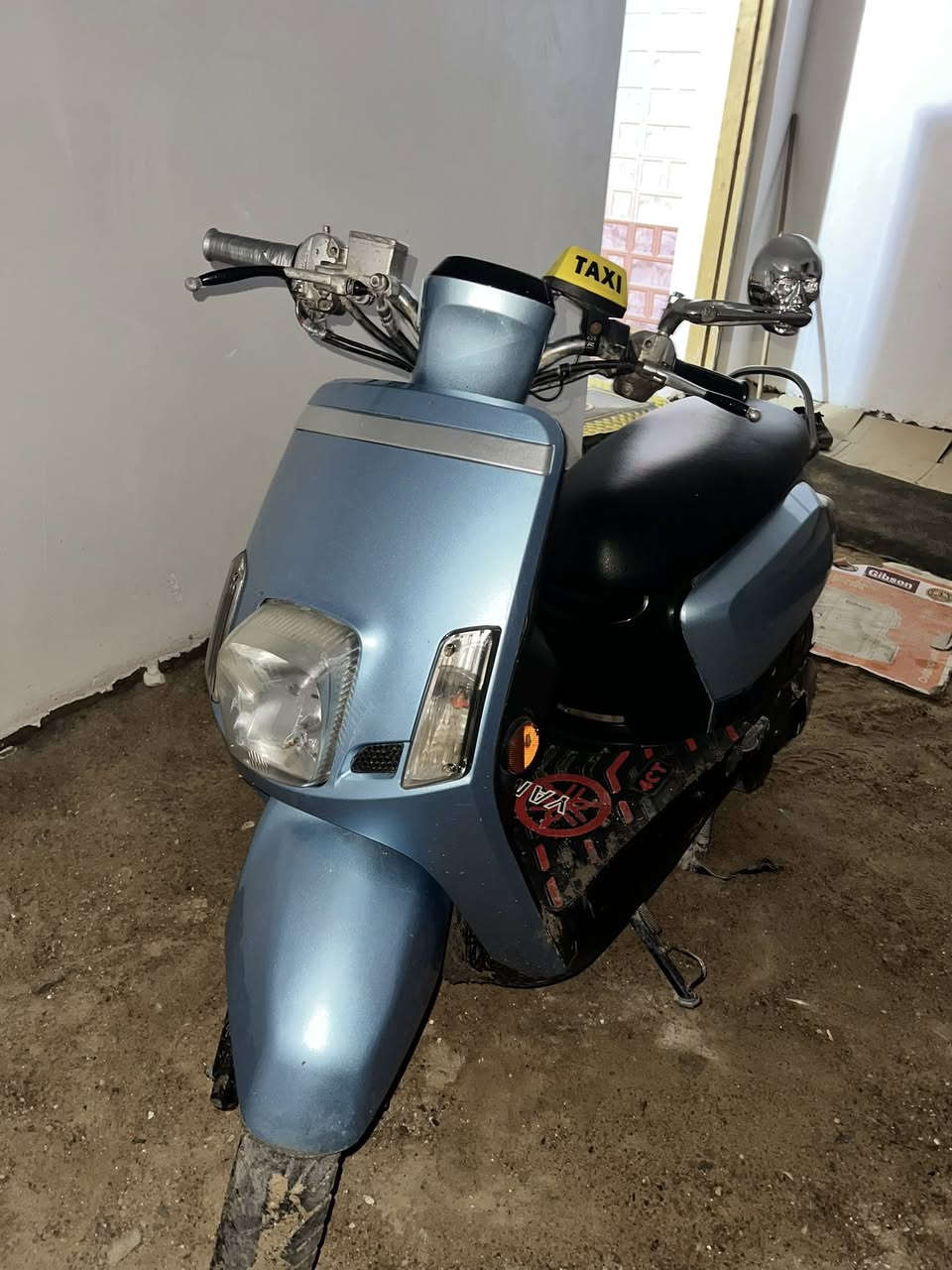 السلام عليكم ورحمة الله وبركاته
دراجة بليسي للبيع 
مكينة مامفتوحة شرط تفحص بيدك 
للاستفسار *********** 
ومتواجد بلخاص ايضاً 
مكاني سوق الشيوخ
