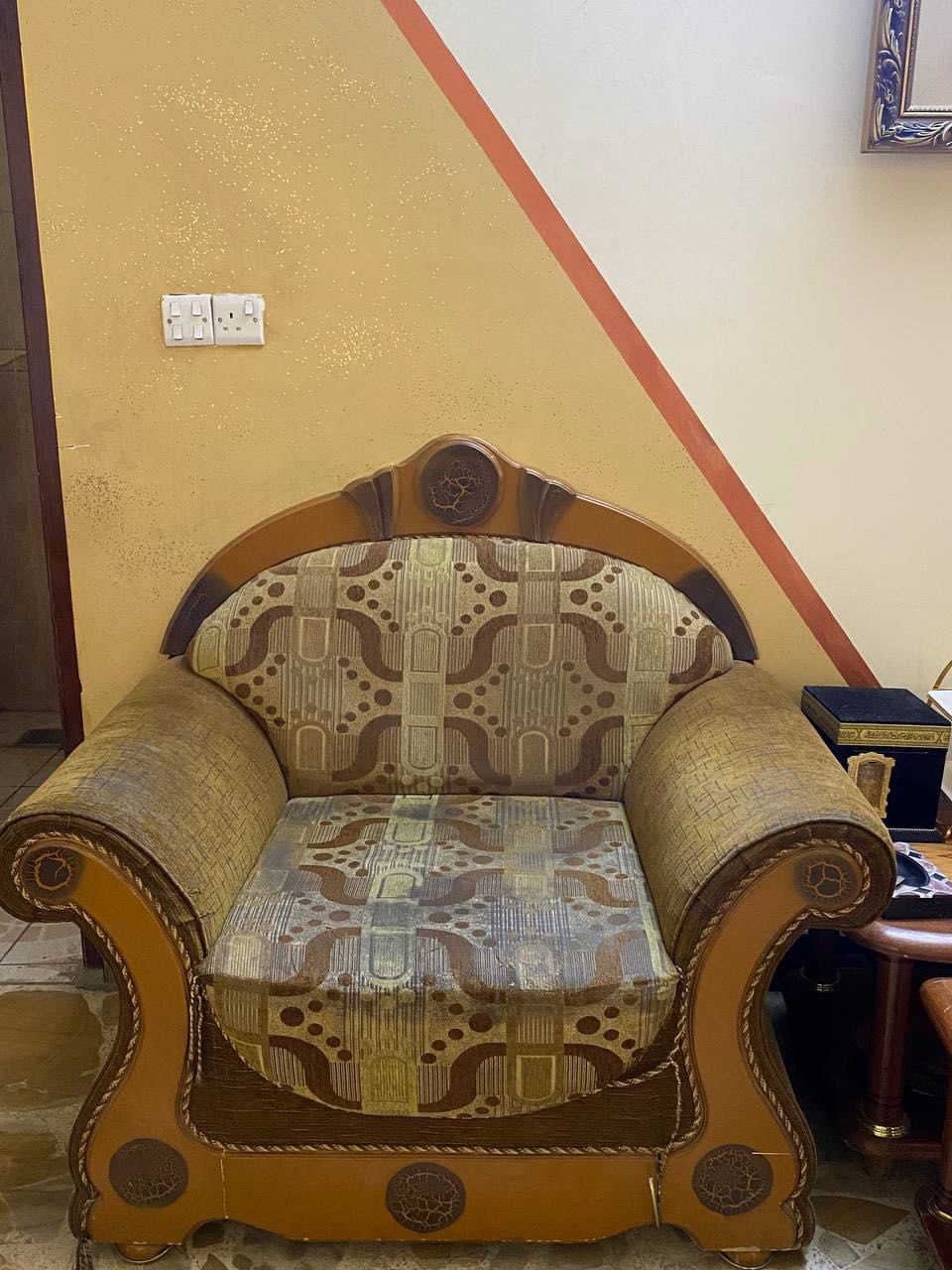 قنفات صاج عراقي 10 مقاعد 
فخمه تكفي للمساحات الكبيره 

سعر الشراء 1,200,000
سعر البيع 250 الف وبيها مجال ان شاء الله منختلف على السعر 
ووياها طبلات هديه 
للجادين فقط رجاءاً الاستفسار على الخاص


**إذا كنت صاحب هذا الإعلان وتريد حذفه لأي سبب، رجاءا أرسل رسالة إلى الدعم الفني**