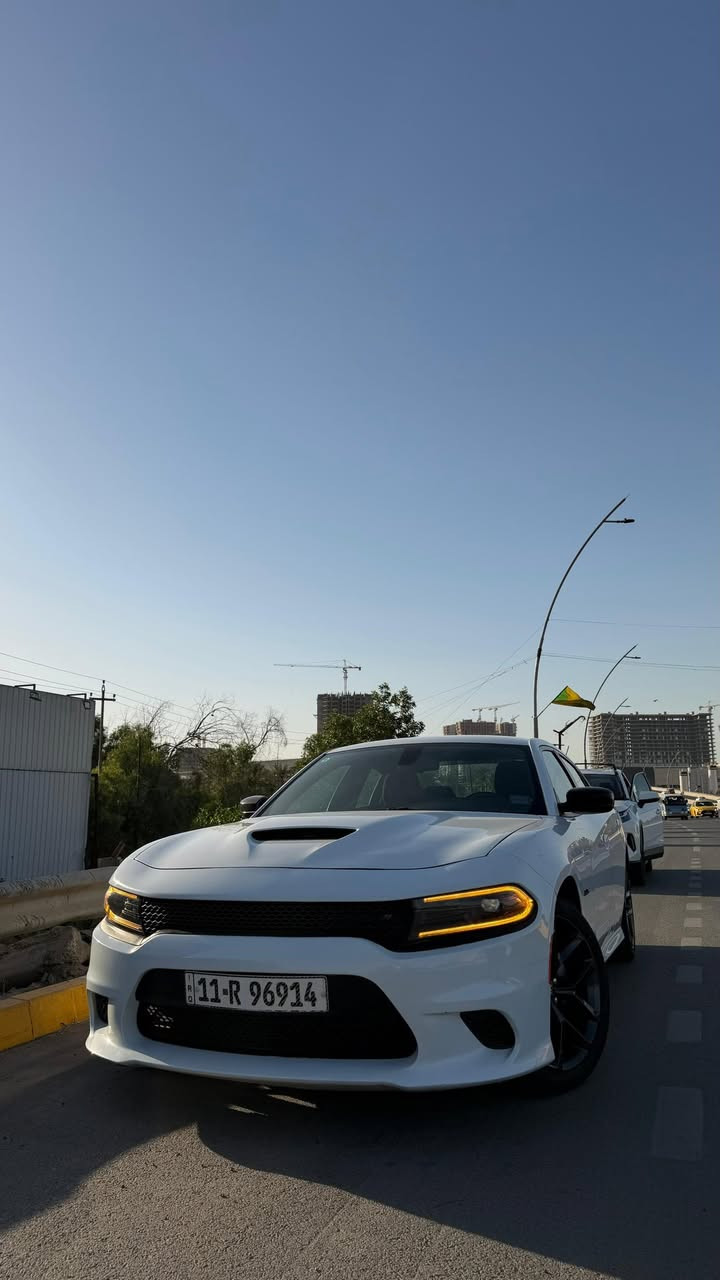 السلام عليكم جارجر 2023 لاست كول اخر نداء و Rt  5700 وكفاله عامه من الصبغ والتبديل وما اعتقد اكو جارجر 2023 بهل نضافه والجداده السياره مواصفاتها معروفه ميحتاج نحجي بيها وحادثه طخه كلش صغيره بالبنيد ورجعت بارد والباقي كله كفاله وحته الدعاميه بلاديه فقط بيها تكحيل ومكانها بغداد الدوره استفسار اكثر : ***********
