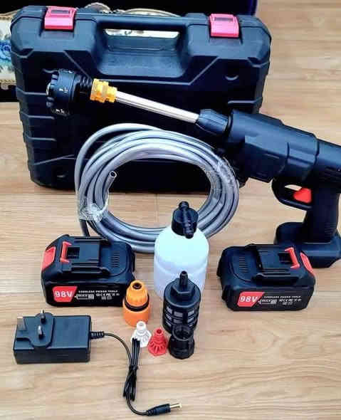 بطه غسل    شحن بطاريتين 
تجي كامل ملحقاتها مع حقيبه 
للسيارات للسبالت  للمبيدات
بضاعه  اوربيه سعر 25 
عنواني فاو جنوبيه ***********
