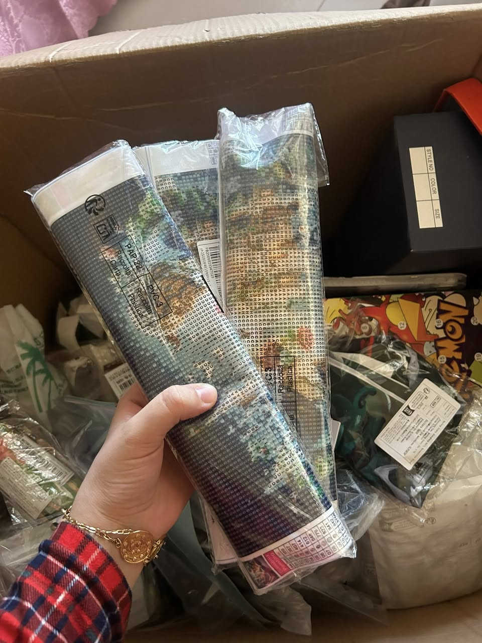 السلام عليكم شلعة ي شي ان اريدها  ب٢٥ وتوصيل ٥ 
رقم وعنوان بالخاص جوه سعرها أصلا 
اكثرها العاب وتلوين وبيها لوحات وكفرات وهواي شغلات شوفو الصور


**إذا كنت صاحب هذا الإعلان وتريد حذفه لأي سبب، رجاءا أرسل رسالة إلى الدعم الفني**