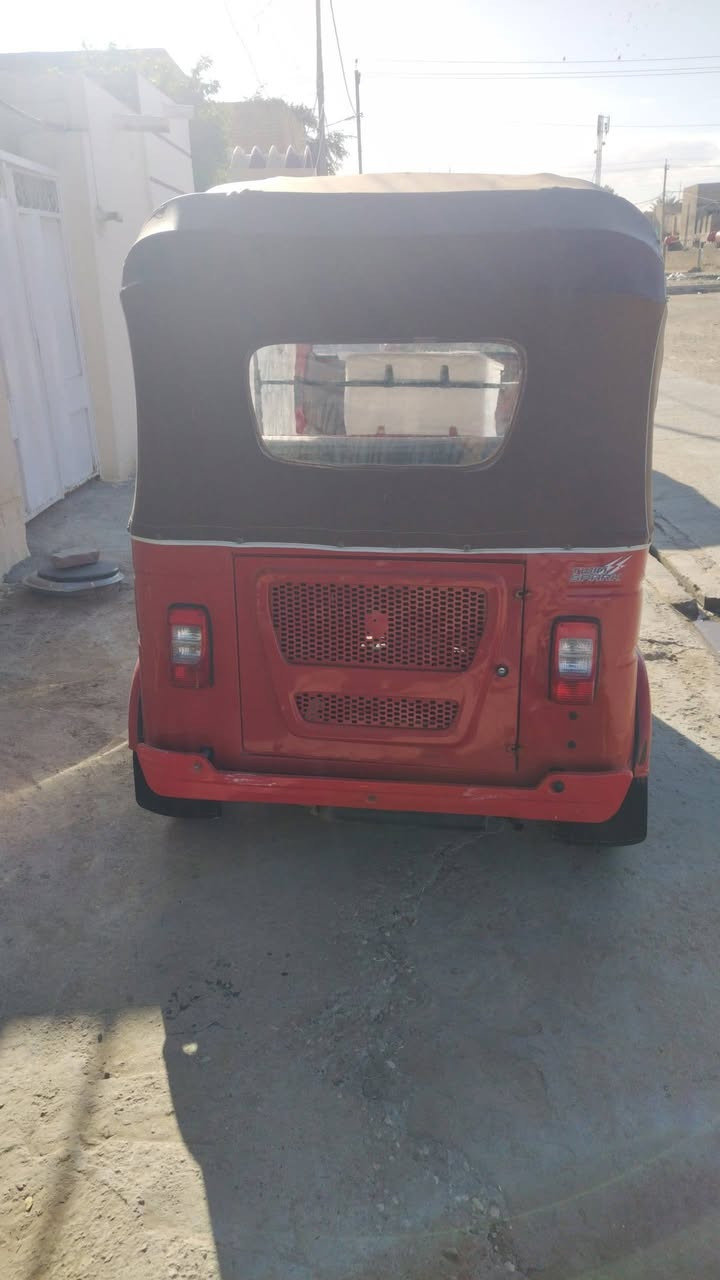 تكتك البيع حمره 22بشهر ٨درجه نضيفه *********** المكان كوت فضاء الحي
