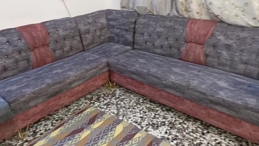 السلام عليكم عندي تخم ديوان ١١ مقعد٣٠٠ وبي مجال ٢٥٠ قفل دزولي خاص فقط او واتسب ***********
