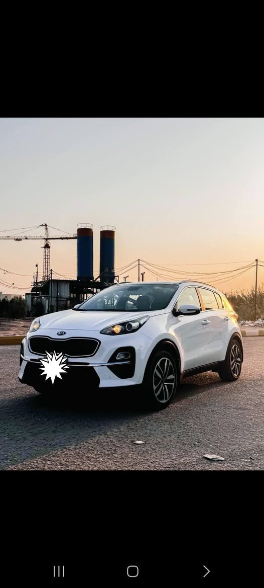 السلام عليكم سبورتج موديل ٢٠١٩ رقم بغداد الجديد سنوية ٣١بسمي مكفولة حساسات خلفيه وامامي شاشة كامرة دوارة مري شفط بيانو بلاك أسود كشنات وكاعية جلد سقف بنوراما تحكم استيرن مثبت سرعة ويل ١٩ مود درايف وبعد بيه مواصفات محرك كير استندر شركة سونار مع الصور ماشية ١٦٤ قابل للزيادة مكان الديوانية للاتصال ***********
