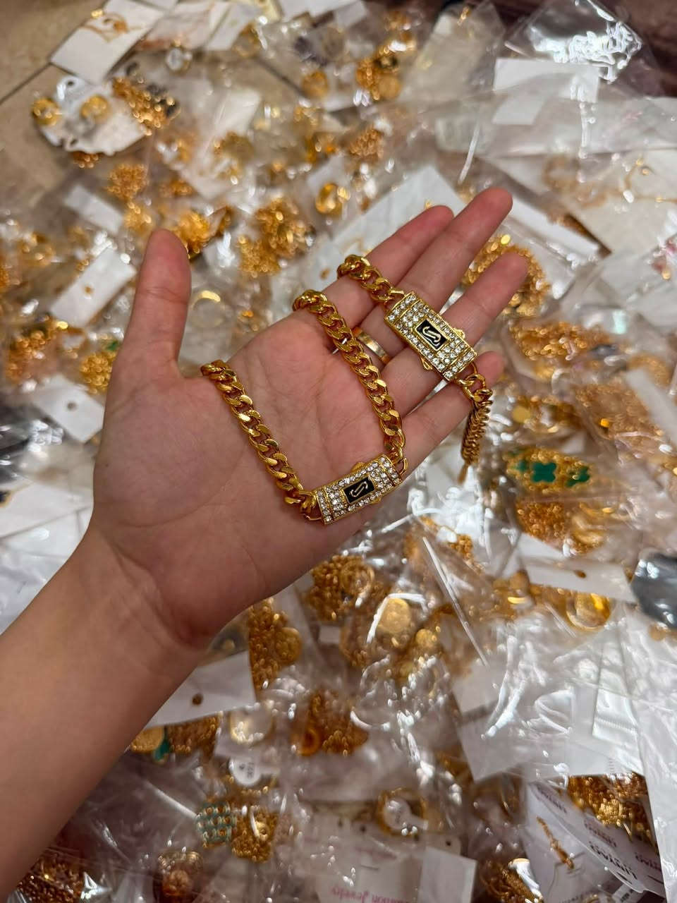 💗ذهب برازيلي ثابت سنتين واكثر💗
 🪿واسعارهن مناااااسبه جداً 🪿
ملاحظه تصوير ضالمهن حيييل بل حقيقه يجنننن يجننن 

🫶وبنوتات محظوره عِٰادي تعلقون رحمه الوالديكم ويارب بميزان حسناتكم 🫶


**إذا كنت صاحب هذا الإعلان وتريد حذفه لأي سبب، رجاءا أرسل رسالة إلى الدعم الفني**