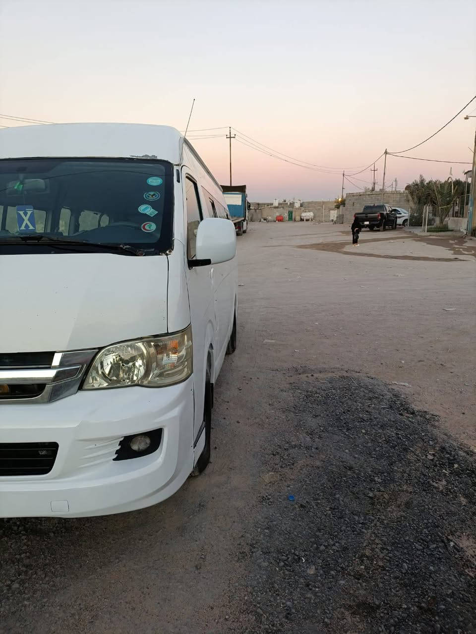 جنبي 2012بصره تحويل محرك توه مشدود تخم تاير جديد حداديه بيه صبغ دوائر فقط وبيه بل الغد  طخة خفيفه سعر 100 وبيه مجال بسيط مكان سياره (بصره . الزبير)
 واي استفسار ***********
