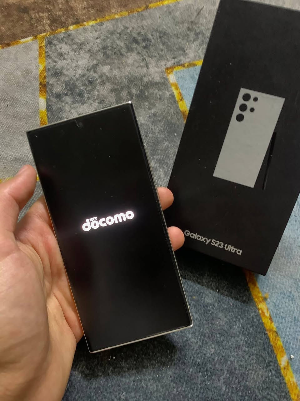 السلام عليكم اخواني جهاز نظيف نظافه 90% وقدامكم بالصور الجهاز استخدام قليل
السعر 350,000 لا احد يعلق لي تواصل وياي على الواتساب

***********
وتوصيل موجود
