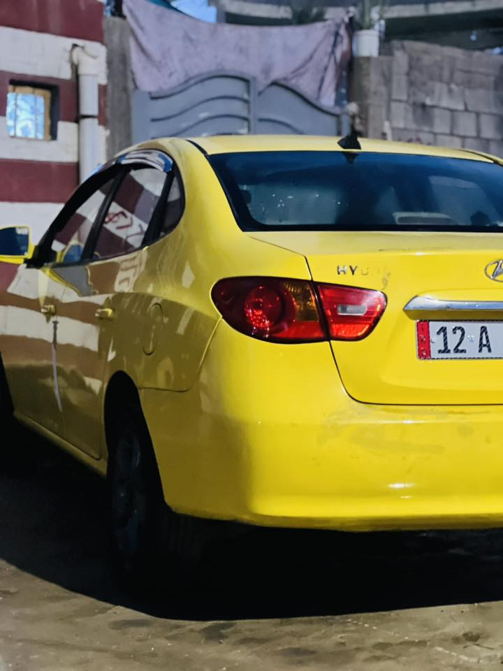 السلام عليكم النترا 2011 محرك16كير توماتيك كير ومحرك بشرط رقم نينوى انكليزي هيئه وغرامات مصفرة طخم امامي  وخلفي نظيف داخلها حلو ومرتب السيارة مال رزق 
ضرر السيارة بيها بالتكمه الخلفية شويه تصليح مال طابوكة واكع عليها شرط بدون فتح بدون تكوي (ملاحظة )السيارة مصبوغة ٣ مرات وصبغها صاير ثخين 
+صار بيها طخة خفيفه بالجاملغ الخلفي مصلحة بدون صبغ وحالياً شادلها دعامية خلفيه  لون سلفر 
سعر السيارة 106 وبيها مجال حيل بيسيط عجبتك السيارة بعيوني ماعجبتك صلى على النبي واعبر المنشور🤍
 
***********
