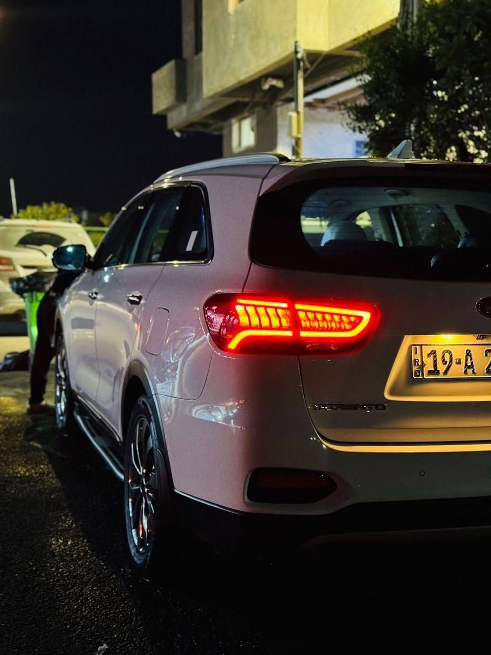 للبيع سورنتو 
المواصفات 👇🏼
🔹كفاله عامه 
🔹 وارد خليجي 
🔹الموديل 2020
🔹7 راكب
🔹كشنات جلد
🔹  6 سلندر
🔹مكينه 3500 كفاله
🔹كير كفاله 
🔹ماشي 57                             
🔹تخم تاير جديد
🔹دواخل فول 
🔹 اربع وضعيات قياده.                                
🔹 eco/smart/sport/comfort.          
🔹 لون موضح بالصوره 
🔹سياره ماناغصها برغي
🔹كفاله عامه
🔹سياره مال جناي

🔴 المكان ناصريه مركز
🔴السعر 265
🔴قابل للتفاوض
🔴للأستفسار ***********
