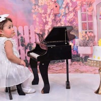 ✨ أهلاً وسهلاً بكِ في ستوديو مريم ✨ يسعدنا تواصلك معنا 💕  📸 خدماتنا: ن...