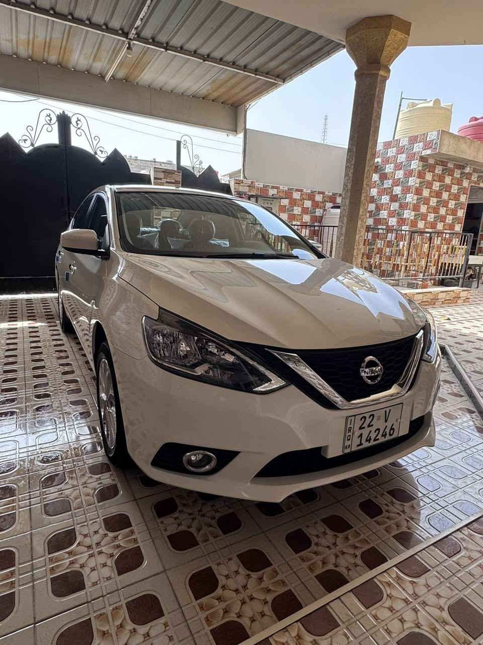 السلام عليكم نيسان سنترا موديل 2025 سيارة جديدة ماشيه الفين 2000 حالة الوكالة على وضع الشركة كفالة عامة من الصبغ والبارد والتكيل والزلغ رقم أربيل تريد تحويل تريد وكالة تحكم ستيرن وبوجكترات شاشه كار بلاي وباقي المواصفات المعروفه 
العنوان : البصره 
شراي يتصل : ***********
