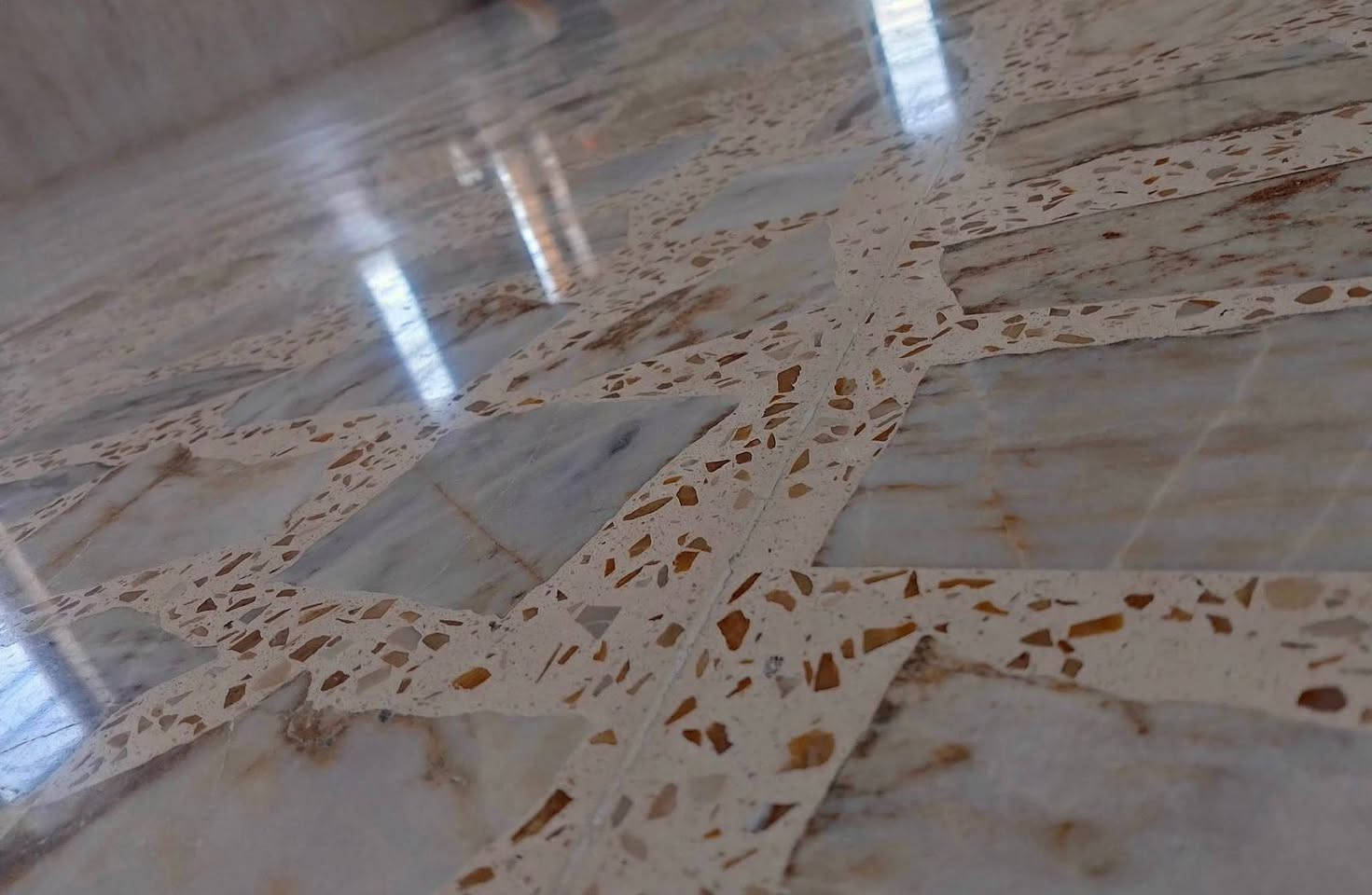 مستعدون للجلي الموقعي للكاشي بانواعه والمرمر وتلميع الكرانيت
وجلي الاسطح الاسمنتيه (الصبه) للاستفاده من اعمالنا وللاستفسار الاتصال على الارقام التاليه (‏‪***********‬‏
(‏‪***********‬‏ موجد واتساب 
او ارسال رساله للصفحه
بادارة ابو شمس 
ع.     عمل درجه أولى ومواد وأحجار جلي من مناشى عالميه 
نتعامل بما هو جديد وحصري
