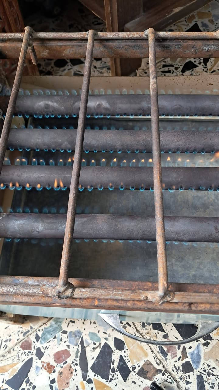 شواية صناعة عراقيه قديمة


**إذا كنت صاحب هذا الإعلان وتريد حذفه لأي سبب، رجاءا أرسل رسالة إلى الدعم الفني**