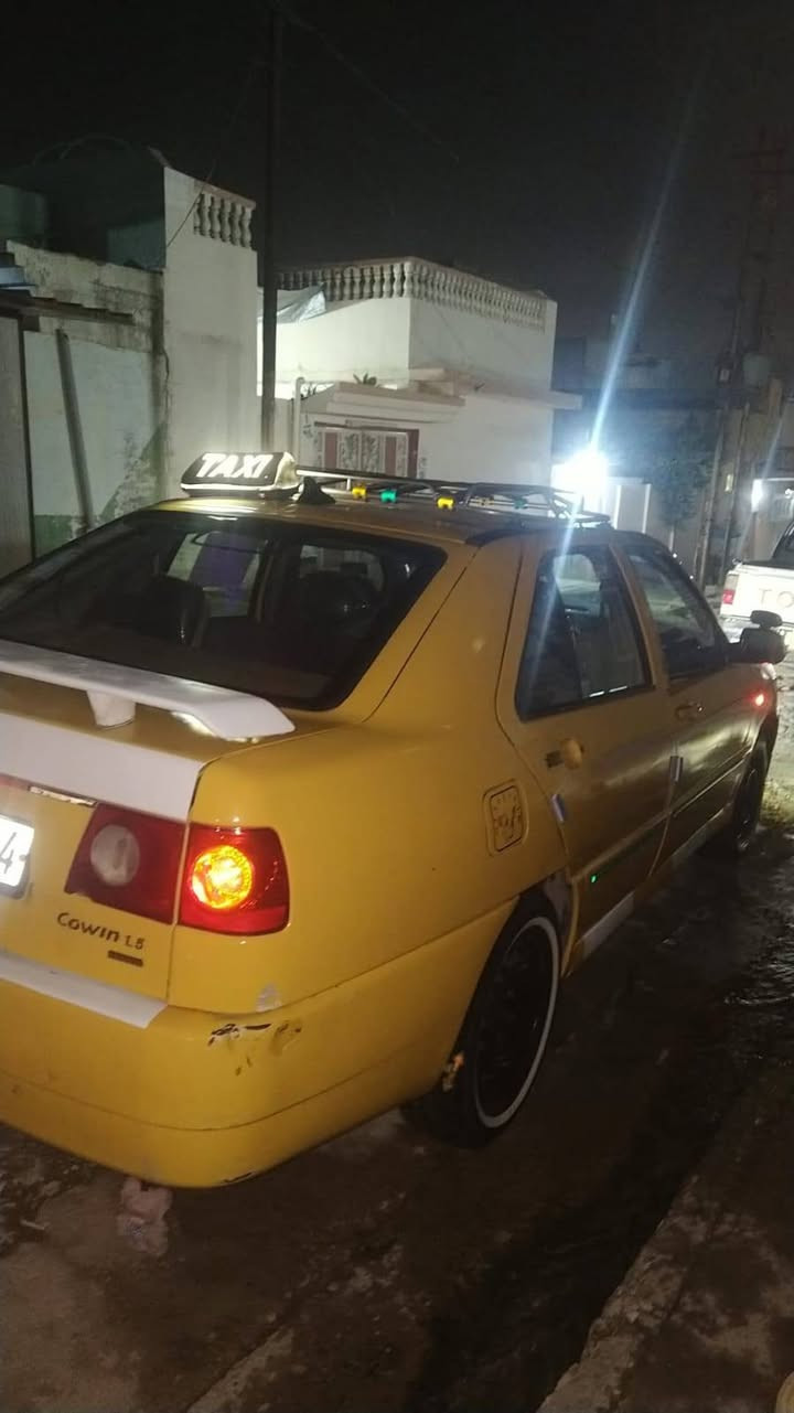 للبيع سياره كوين 
موديل2009كير محرك كورلا يارس 
شرط التحويل 
هيئه مصفره غرامات صفر
رقم بغداد نكليزي اني الشرعي تحويل موصل
منضومة غاز سياره جاهزه 
رقم صاحب سياره ***********
