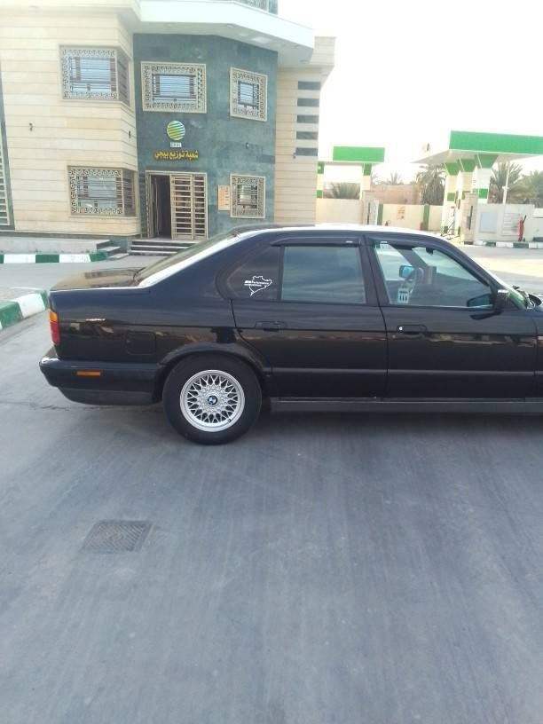 سلام وعليكم بيم 525اصل وفصل محرك كبس كير وتماتيك كير ومحرك شرط صدر جديد تخم تاير جديد كهربائيات كلها شغاله تبريد ثلج تدفئة نار رقم ربيل تحويل ثاني يوم دخل جلد سياره جديده بمعنه لكلمه سعر 58مكان بيجي ***********
