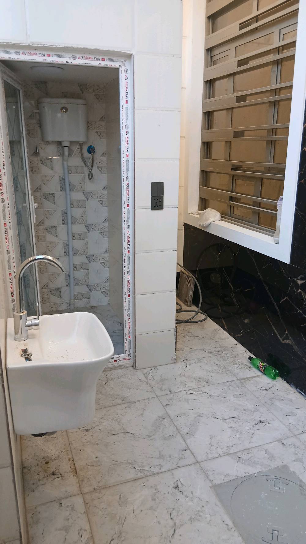 دار البيع١٠٠ متر واجهة ٥ النزال ٢٠ حي الخليج زراعي خلف دائره مرور الرستميه طابقين ونص ٤غرف نوم ٣حمامات بيت فول مفتاح 