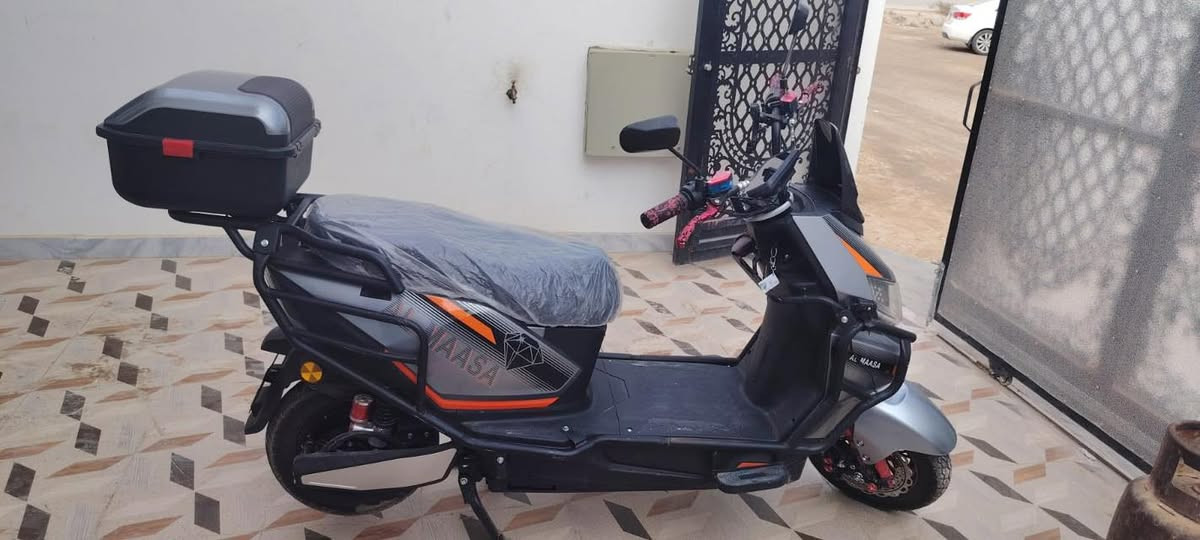 شحن نوع ماسا نضافه100/100 مستخدم اقل الشهر 
موديل 2026
ملف3500
6بطاريات 
بلوتوث 
سويجات 2+ كرت +خوذه 
دراجه بعده زيرو 
سعر 700الف مكان رمادي 6كيلو 
***********
