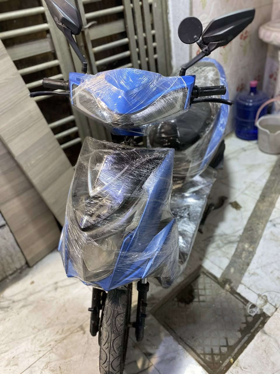 دراجة سكنس شحن كاملة كهربائيات كلها شغالة باتريات جدد عدد 6. السعر 600 وبيها مجال. مكاني البلديات.


**إذا كنت صاحب هذا الإعلان وتريد حذفه لأي سبب، رجاءا أرسل رسالة إلى الدعم الفني**