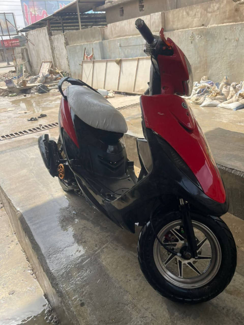 السلام عليكم دراجه اللبيع نضيفه اي ضرر أو عطل مابيها سعره 450بيها مجال
📍عنوان: حله حي عسكري


**إذا كنت صاحب هذا الإعلان وتريد حذفه لأي سبب، رجاءا أرسل رسالة إلى الدعم الفني**